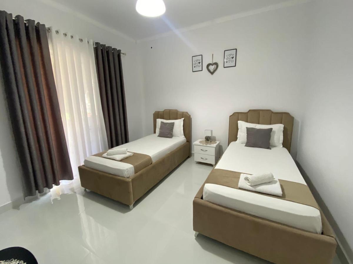 Ona Apartament Sarandë Eksteriør billede